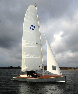 BlueMotion 550 - first sail, February 2013. Photo: Foundry Reach Yacht Sales