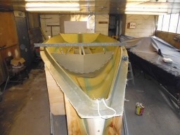 BlueMotion 550 - first production hull sitting in mould
